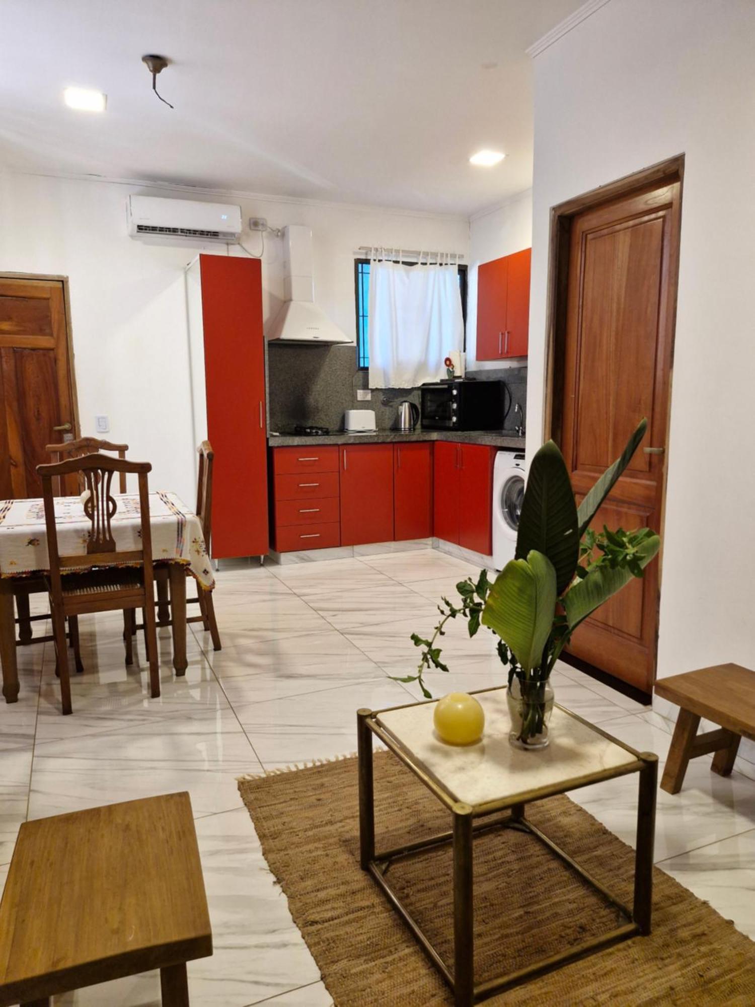 Coqueto Departamento Apartment ปูแอร์โตอีกวาซู ภายนอก รูปภาพ